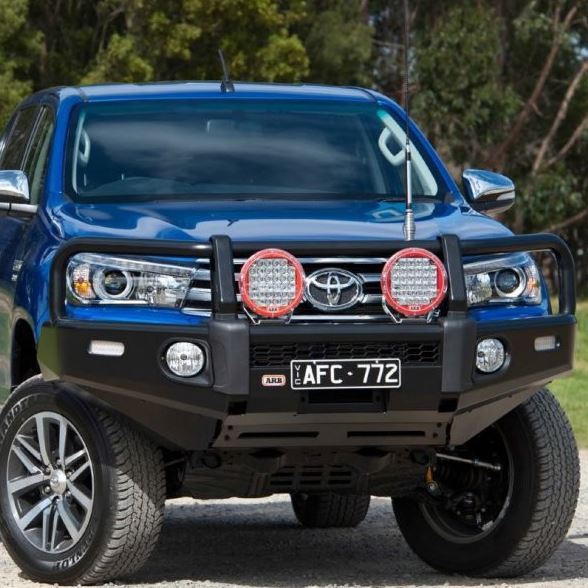 Parachoque Hilux Revo Narrow body 2015-2020 (sin Buches)