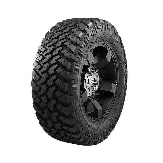 Caucho 285-70R17 Nitto Trail (32.16")