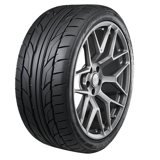 Caucho 275-40ZR19 Nitto 555 G2 (Mustang) (27.68")